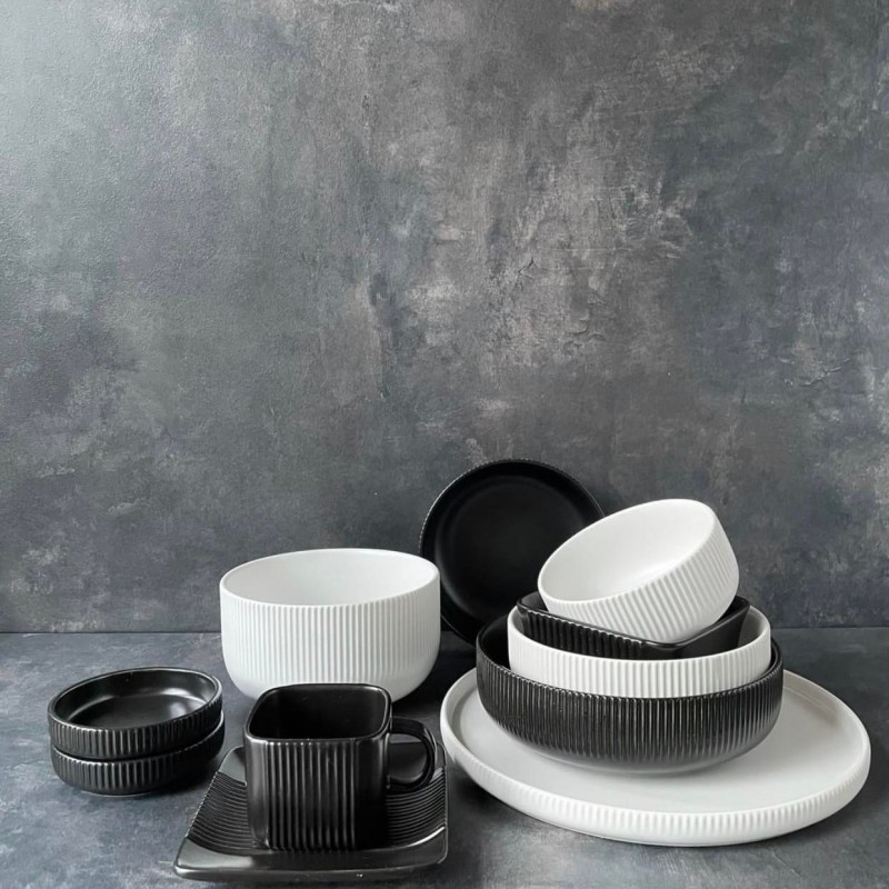 Bộ bát đĩa và ly màu đen trắng cao cấp
